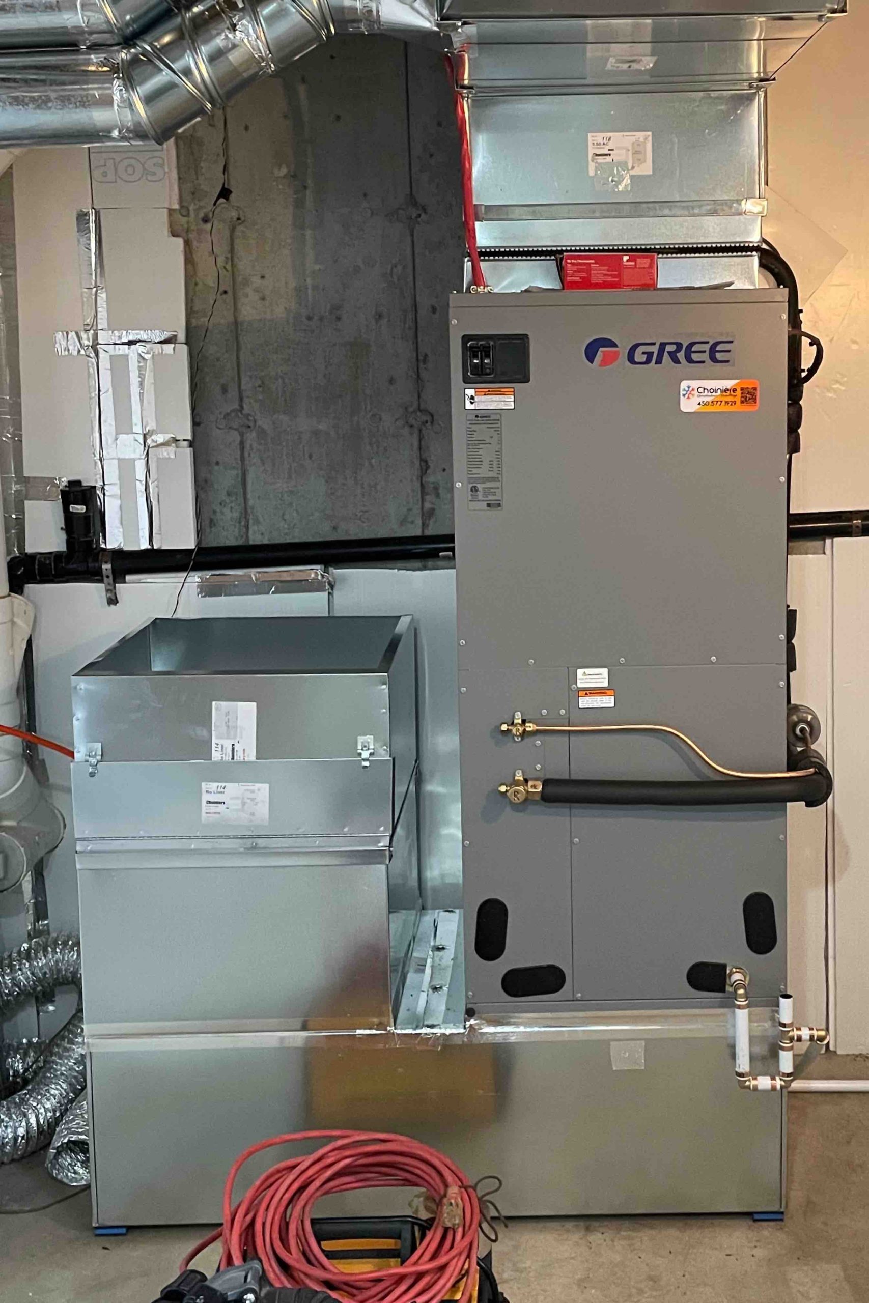 Changement de fournaise pour une thermopompe centrale GREE à Granby